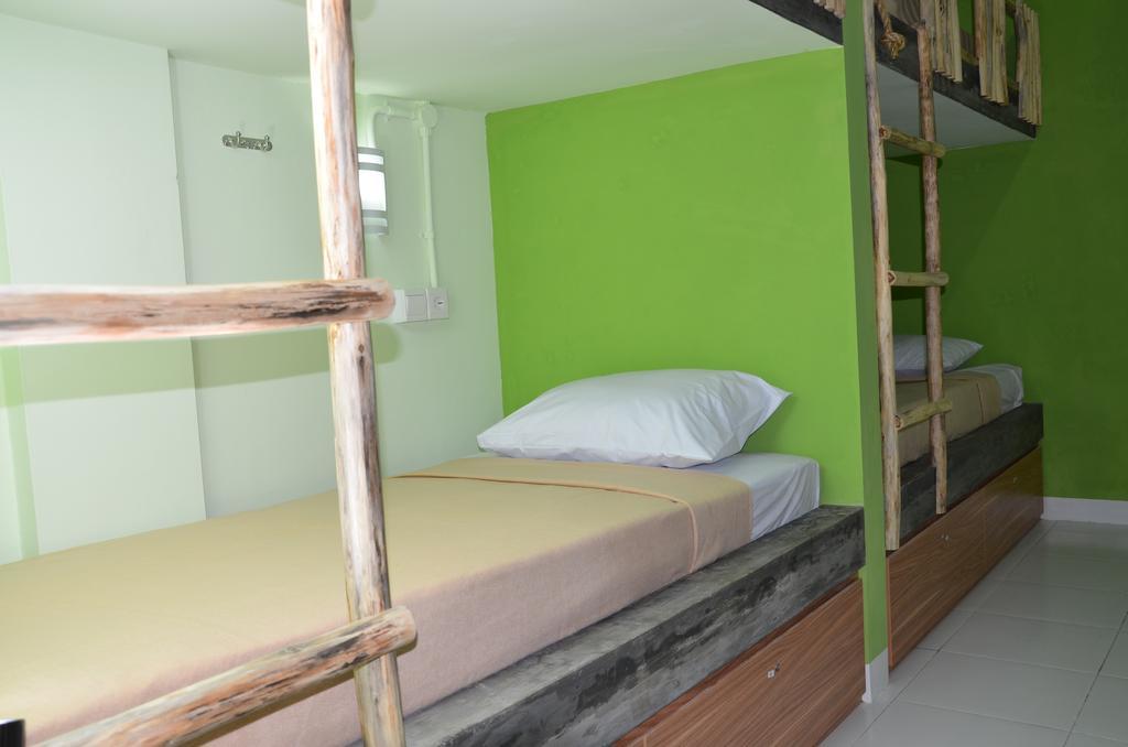 The Eco-Living Hostel Denpasar (Bali) Exterior photo